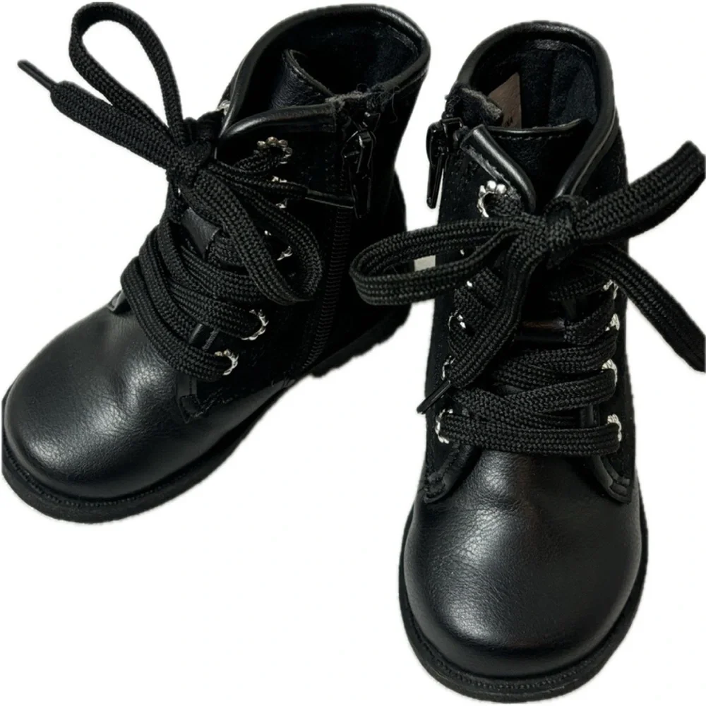 Like New in Box Black Kids Boots Jorya Black Vegan Leather Suede Flowet Rivet